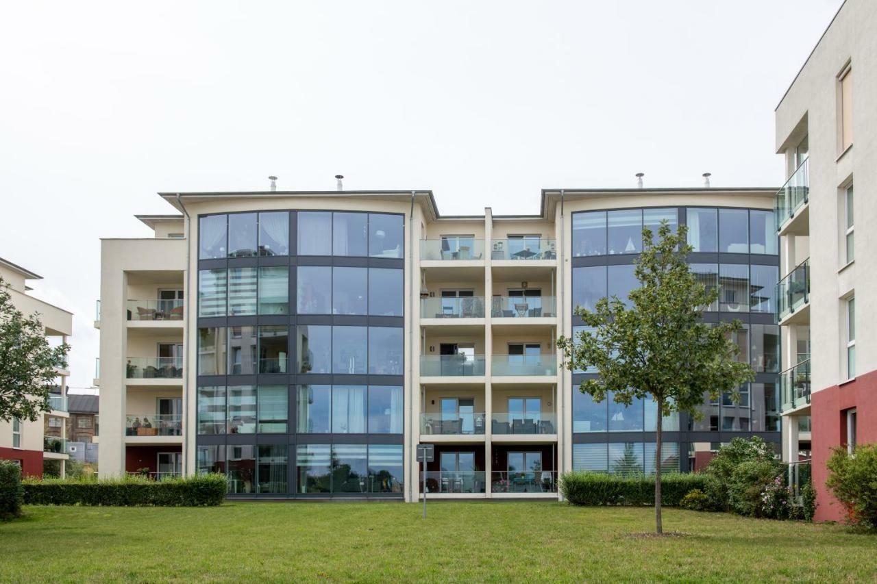 Apartamento "Myharbourfront", Luxurioeses Wohnen An Der Hafenmole Rostock Exterior foto